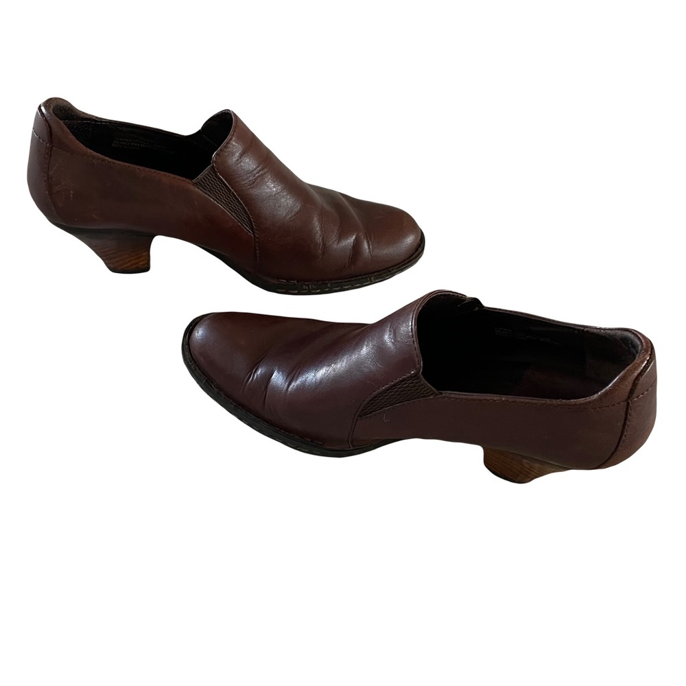 Born Women’s Brown Leather Block Heel Slip On Ankle Booties - size 9 1/2 (41)